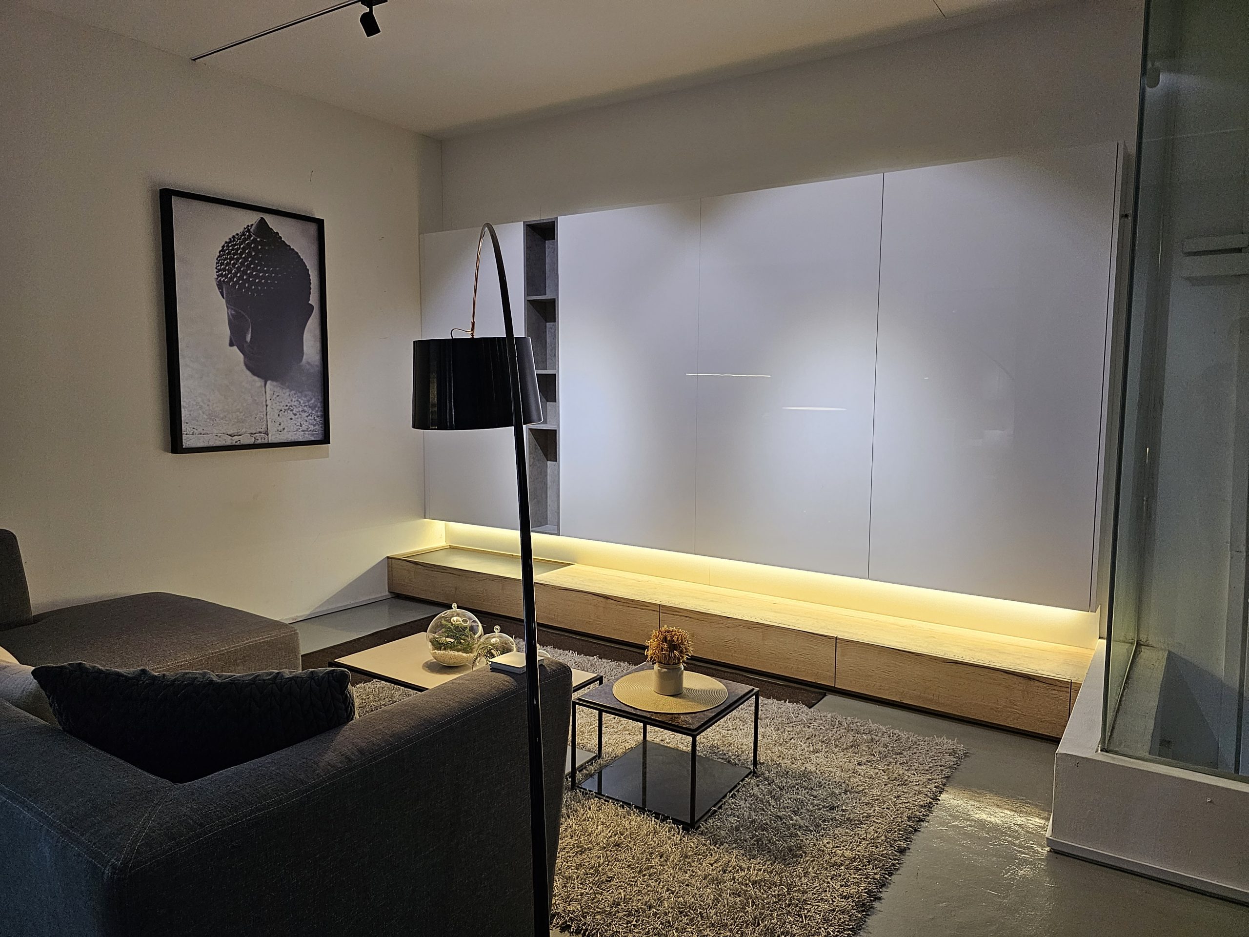 Ecubespace JB showroom