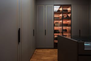Renovation - modular wardrobe