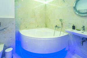 Corner Bathtub
